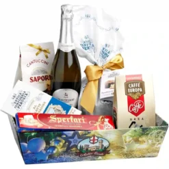 Cesto Di Natale, Con Panettone E Altre Prelibatezze Gastronomiche
