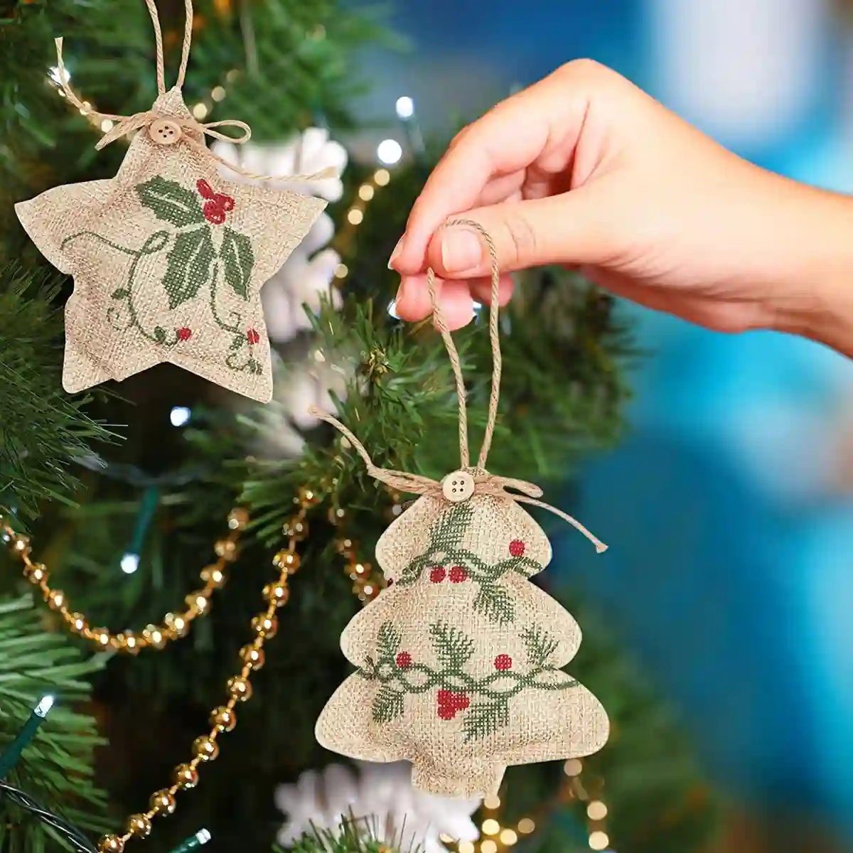 Set 12 Decorazioni In Juta E Stoffa Per Albero Di Natale 4 Set 12 Decorazioni In Juta E Stoffa Per Albero Di Natale - immagine 4